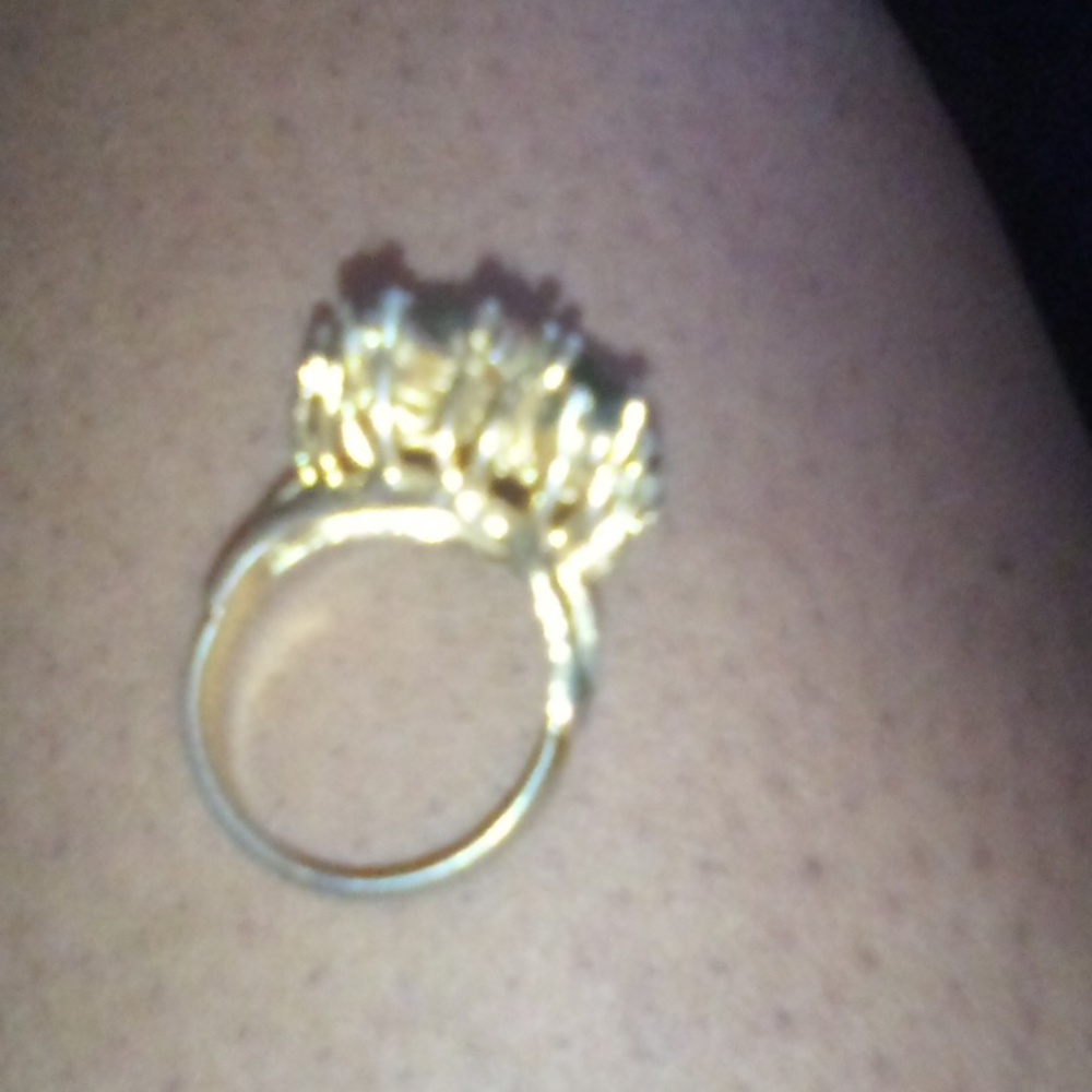 Ring - Picture 2 of 3